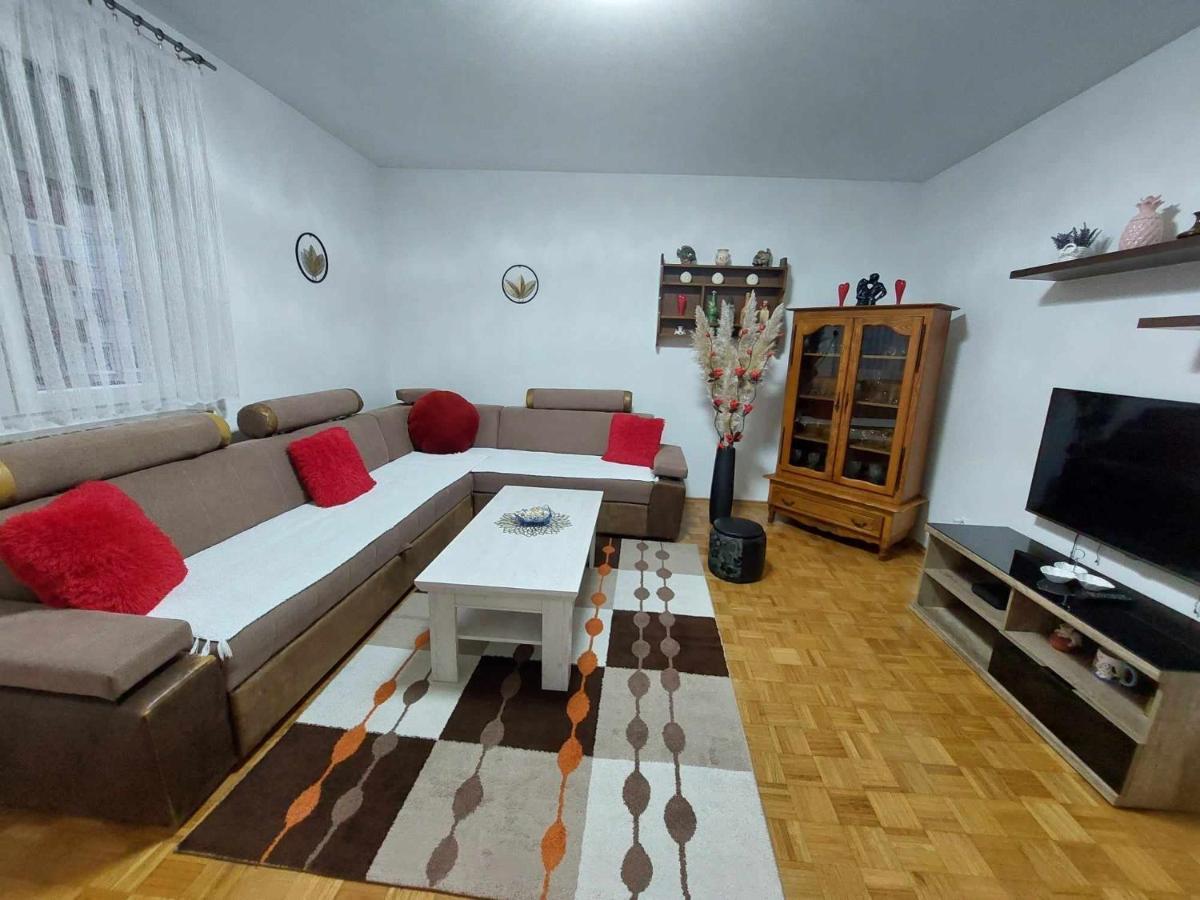 Omanovic Apartamento *